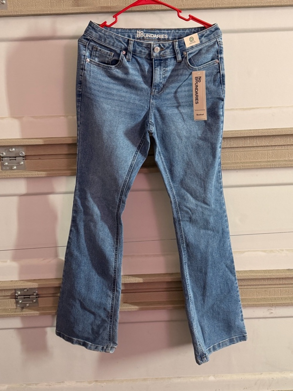 No Boundaries Women's Medium Blue Bootcut Jeans